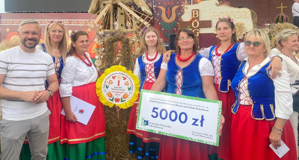 Stowarzyszenia i organizacje, Sukces dożynkach wojewódzkich - zdjęcie, fotografia