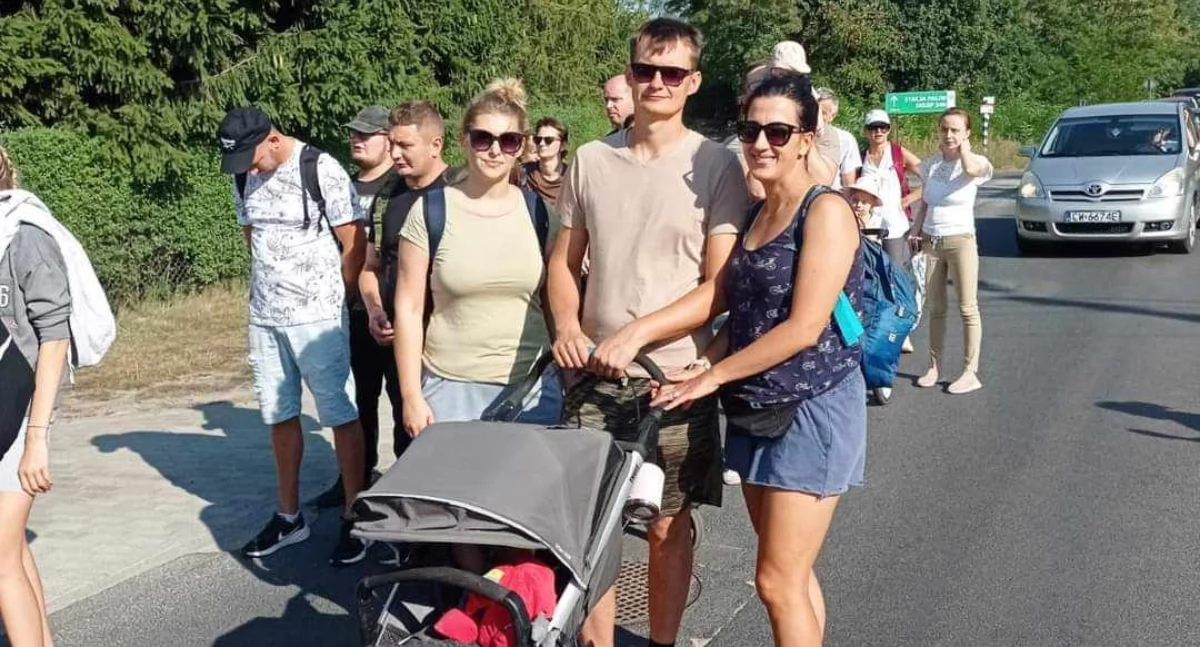 Wydarzenia lokalne, Maszerowali swoimi intencjami [zdjęcia] - zdjęcie, fotografia