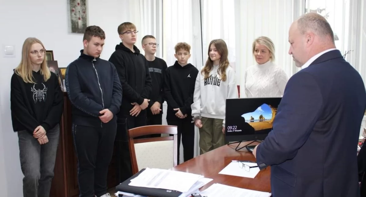 Edukacja, Praktyczna lekcja samorządzie - zdjęcie, fotografia