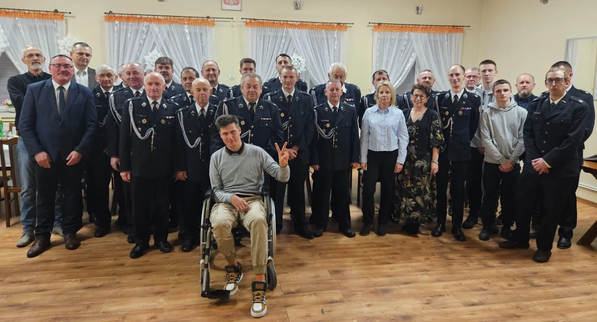 Stowarzyszenia i organizacje, Pomagają sytuacjach kryzysowych - zdjęcie, fotografia