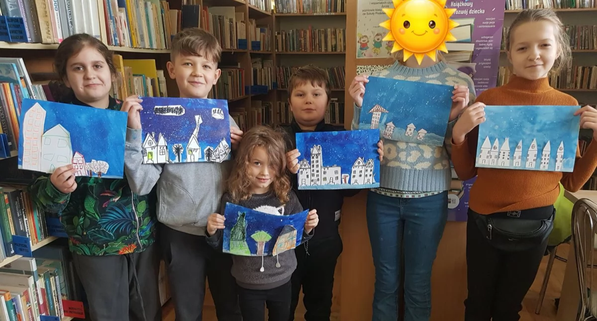 Biblioteki, Ferie wśród książek - zdjęcie, fotografia