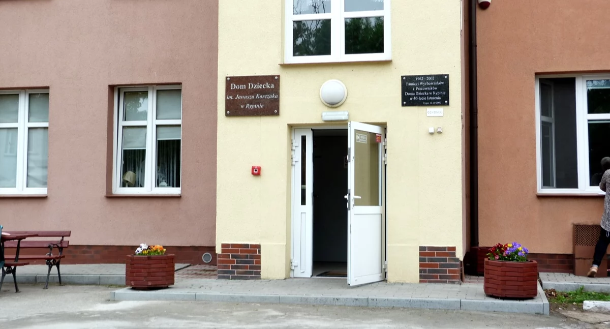 Inwestycje, Dziecka czeka remont - zdjęcie, fotografia