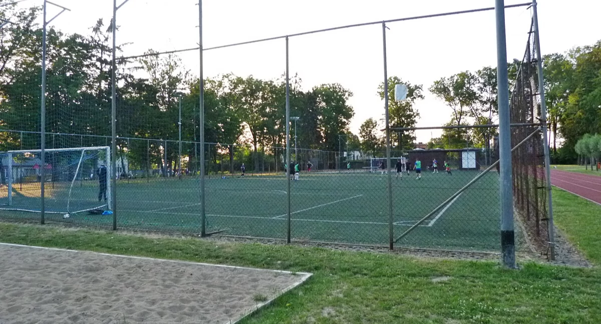 Inwestycje, Poprawiają infrastrukturę sportową - zdjęcie, fotografia
