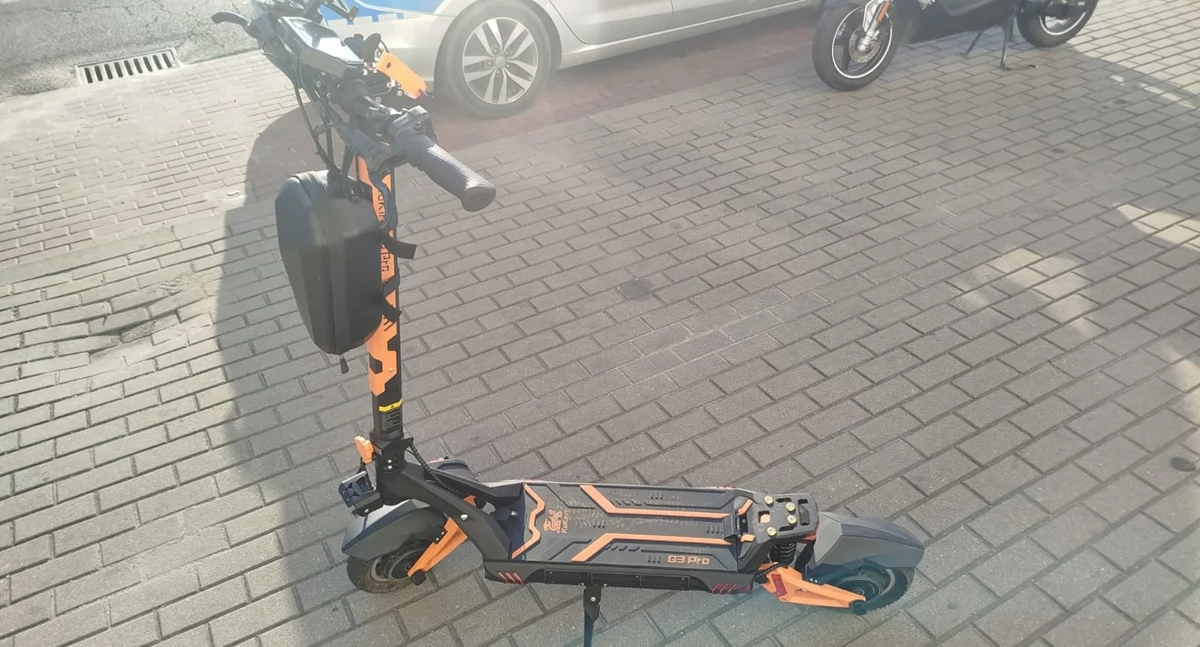 Wypadki, latek hulajnodze sprawcą kolizji - zdjęcie, fotografia