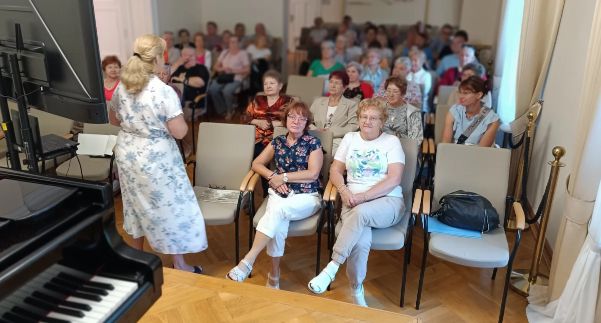 Stowarzyszenia i organizacje, Doświadczanie świata patrzenia - zdjęcie, fotografia
