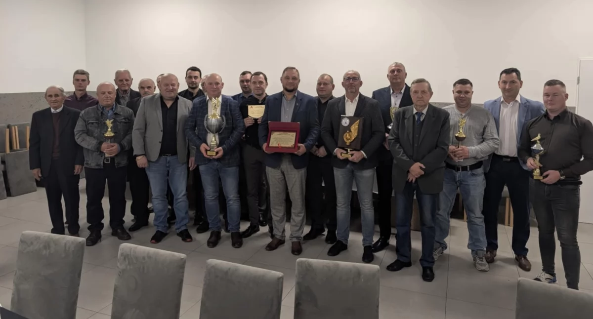 Stowarzyszenia i organizacje, Stulecie tradycji pasji - zdjęcie, fotografia