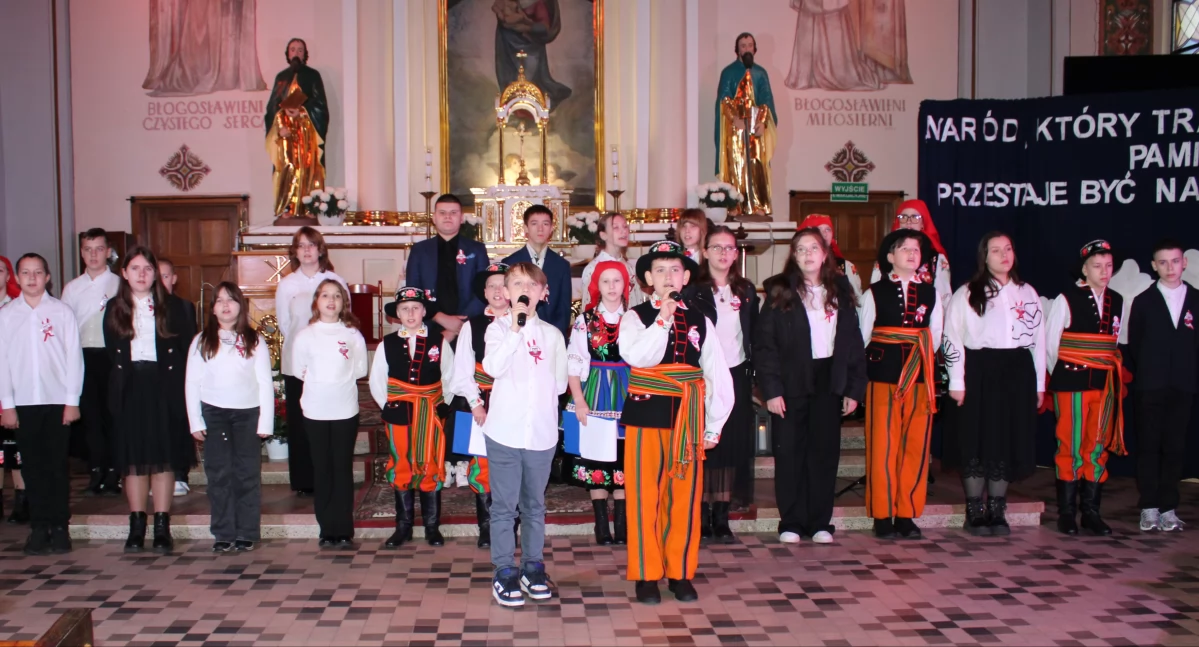 Wydarzenia lokalne, świętowali niepodległość Rogowie - zdjęcie, fotografia