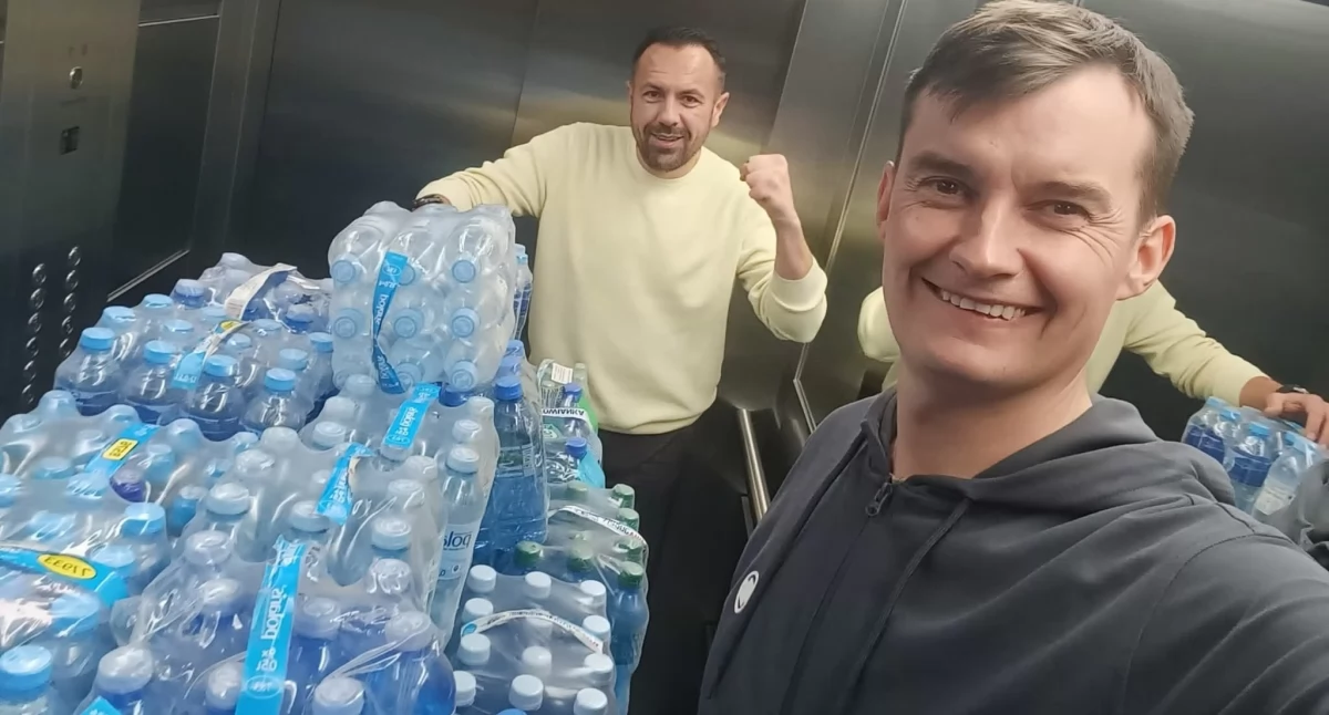 Akcja charytatywna, Dobro popłynęło Pręczek - zdjęcie, fotografia