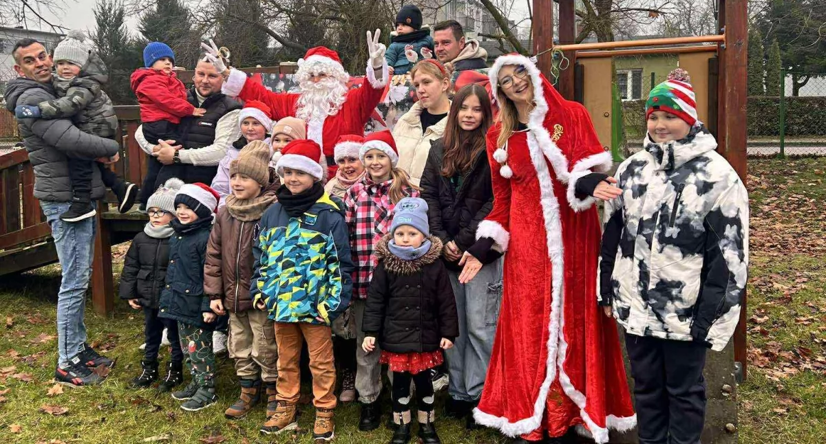 Wydarzenia lokalne, Mikołajki pełne radości Sosnowie - zdjęcie, fotografia