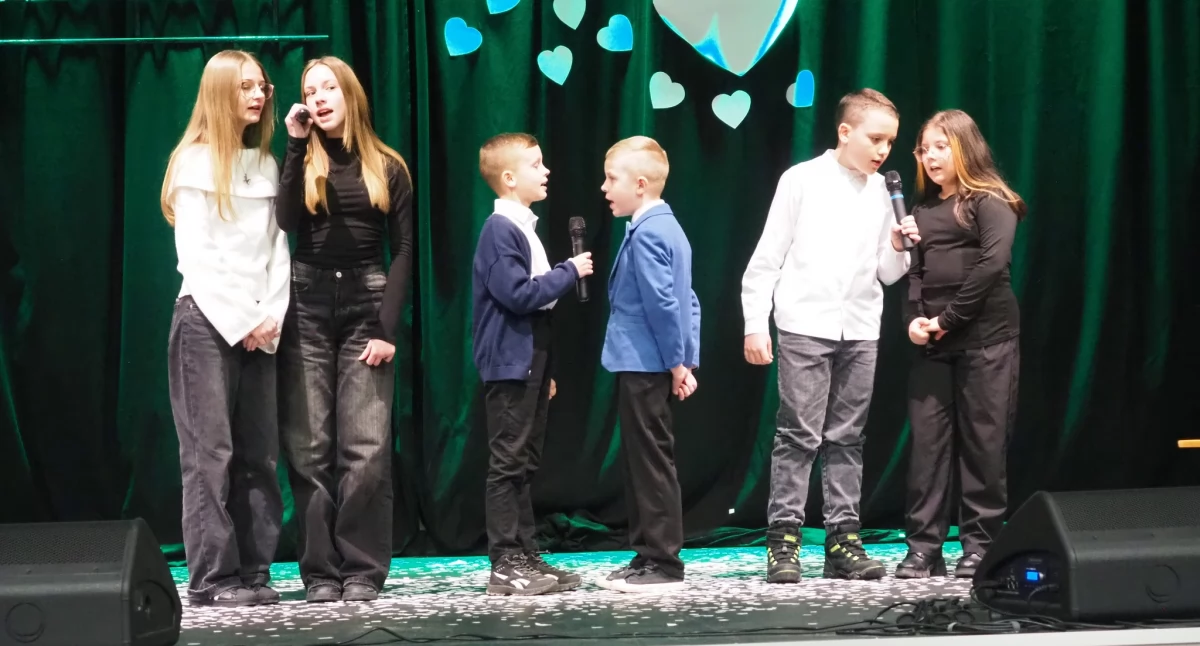 Wydarzenia lokalne, Obchodzili Dzień Babci Dziadka - zdjęcie, fotografia