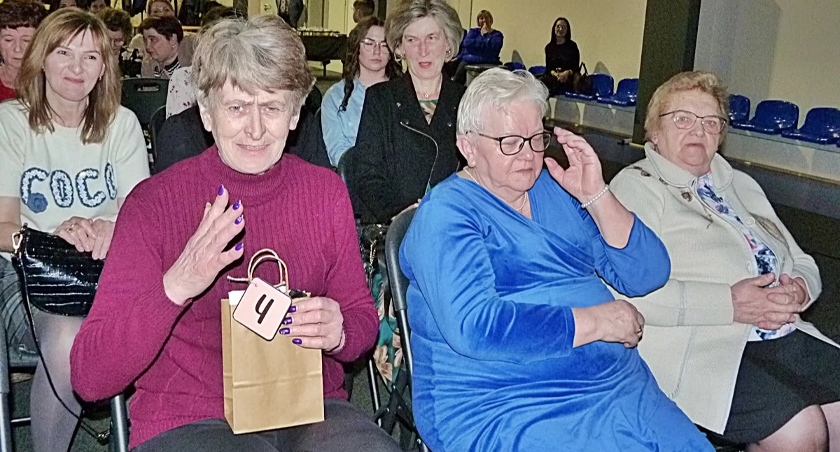 Wydarzenia lokalne, Magiczny Dzień Kobiet Wąpielsku [zdjęcia] - zdjęcie, fotografia