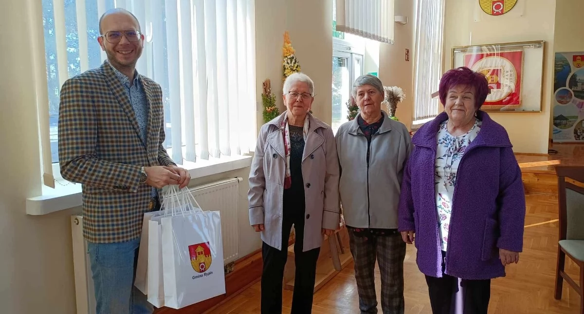 Edukacja, Kolorowa tradycja - zdjęcie, fotografia