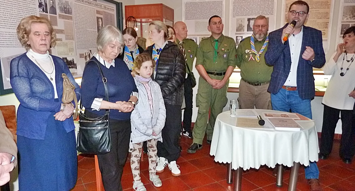 Wydarzenia lokalne, płonie ognisko szumią knieje [zdjęcia] - zdjęcie, fotografia