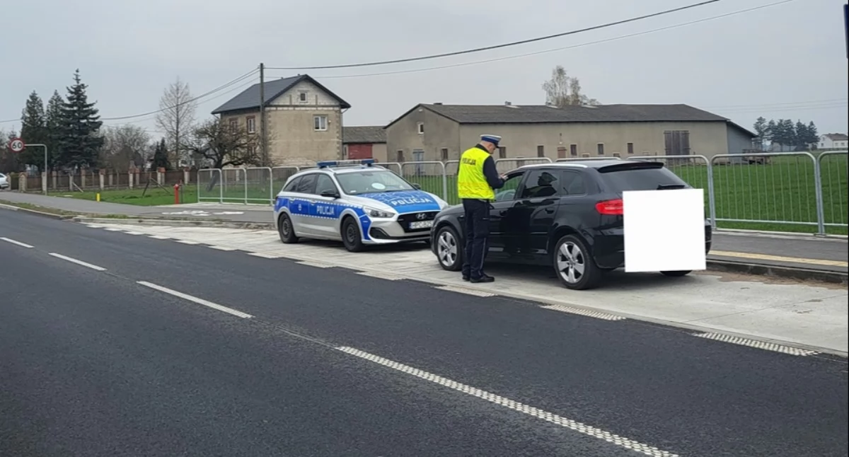 Kronika kryminalna, Zaczaili piratów drogowych Efekt - zdjęcie, fotografia