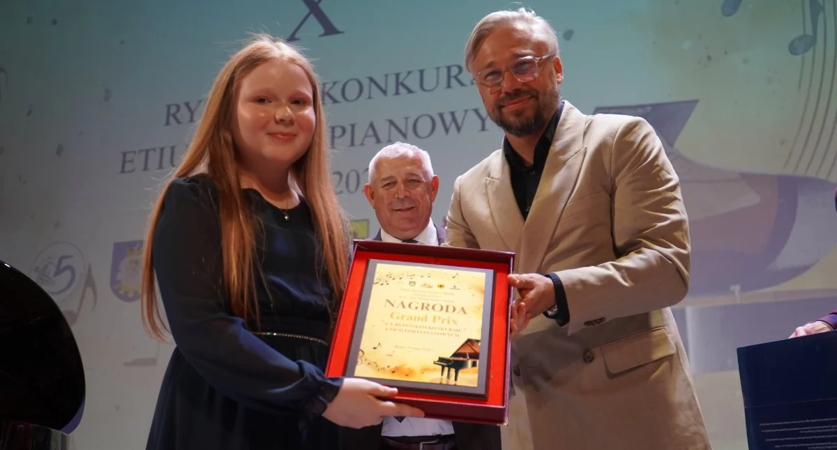 Domy kultury, Jubileuszowy konkurs muzyczny - zdjęcie, fotografia