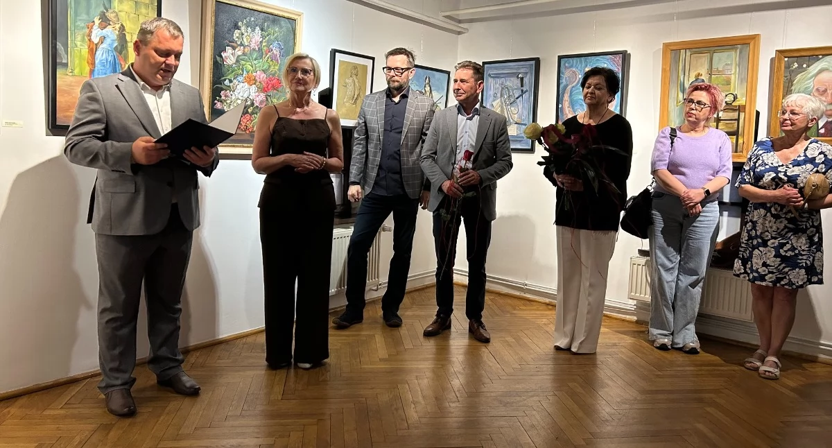 Edukacja, Wernisaż sąsiedzku - zdjęcie, fotografia