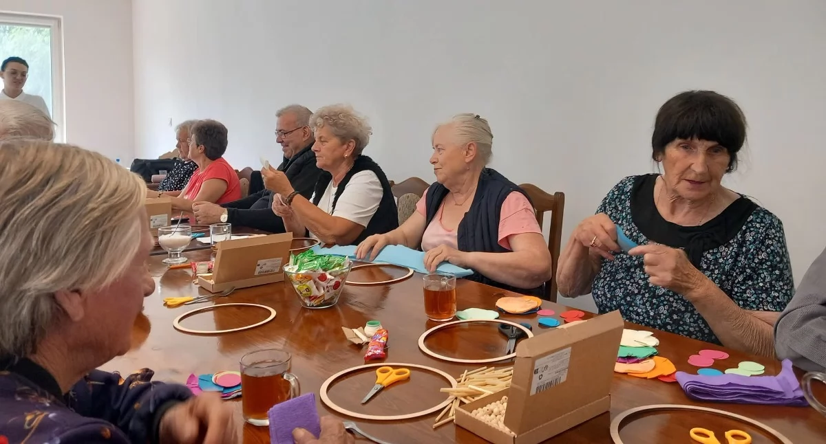 Stowarzyszenia i organizacje, Seniorzy rozpoczęli rozdział - zdjęcie, fotografia