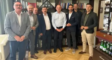 Negocjowali u marszałka