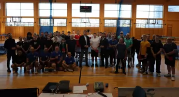 Burmistrz też zagrał