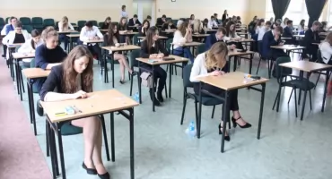 Sukces szkół czy korepetycji?