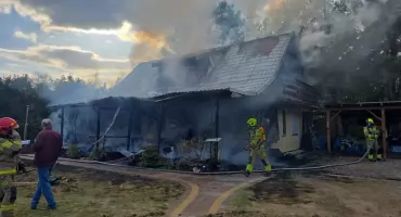 Dlaczego spłonął domek?