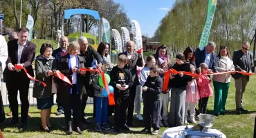Plac poświęcony, można dokazywać [zdjęcia]