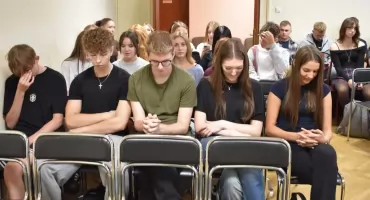 Ciemno wszędzie, głucho wszędzie