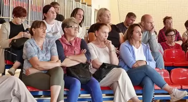 Jedni mówią „nie”, inni składają CV