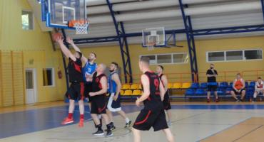 Basket trzeci w Dobrzyniu